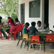 Project Ix-canaan children's crafts group