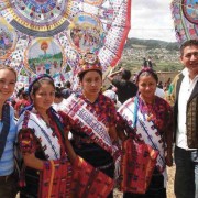 Ochoa (rt) with some of the royalty of the 2008 Santiago Kite Festival