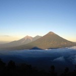 Madrugada en la cima del Volcán Pacaya — Marisol T.