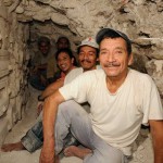 Front to back: Don Humberto «El Diablo» Amador, followed by his son Jenry, Lic. Edwin Román and Eliceo and Donis Alvarado.  El Diablo, El Zotz, Petén.