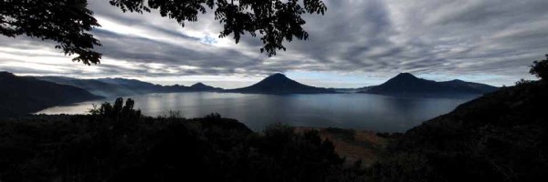 Lake Atitlán (Oscar Velásquez, www.flikr.com/oscarvelasquezphotography)