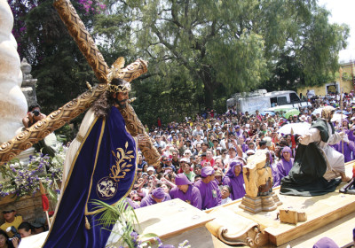 Procession, Semana Santa photos by Leonel -Nelo- Mijangos (nelo.ws)