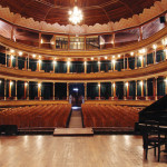 Interior Teatro Municipal (Quetzaltenango) —Harry E. Díaz www.flickr.com/harrydiaz