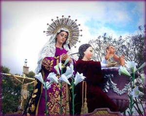 Posición/Position: Mención honorífica / Honorable mention Tema/theme: Madre / Mother Título/title: Amor eterno / Eternal love Lugar/place: Templo del Sagrado Corazón de Jesús San Nícolas, Quetzaltenango Autor/author: Violeta Arredondo Web: mismejoresfotografias.webs.com Posición/Position: Mención honorífica / Honorable mention Tema/theme: Madre / Mother Título/title: Amor eterno / Eternal love Lugar/place: Templo del Sagrado Corazón de Jesús San Nícolas, Quetzaltenango Autor/author: Violeta Arredondo Web: mismejoresfotografias.webs.com