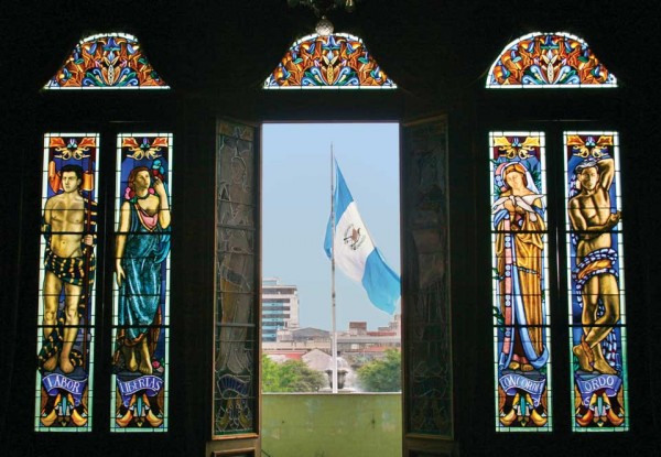 A set of five stained glass windows. (photo by Johannes Blijdenstein)