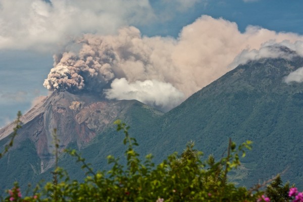 Photos of Guatemala's Fuego Volcano Erupting by Rudy Giron