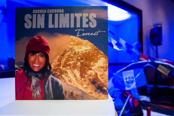 Presentation of the book "Sin Límites" by Andrea Cardona (photo by Nelo Mijangos)