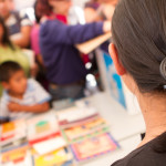 Entrega de libros por CFCE en La Antigua Guatemala, photo by Nelo Mijangos