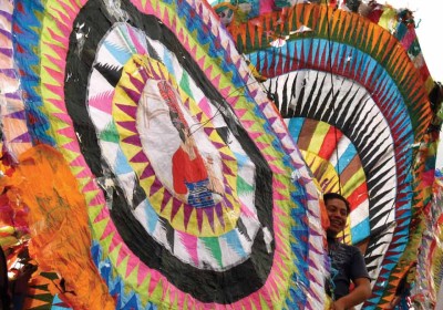 Giant kites of Santiago Sacatepéquez (image by photos.rudy giron.com)
