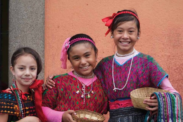 Guatemalan smiles  (photos.rudygiron.com)