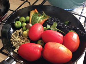 Toasting ingredients for Pepián