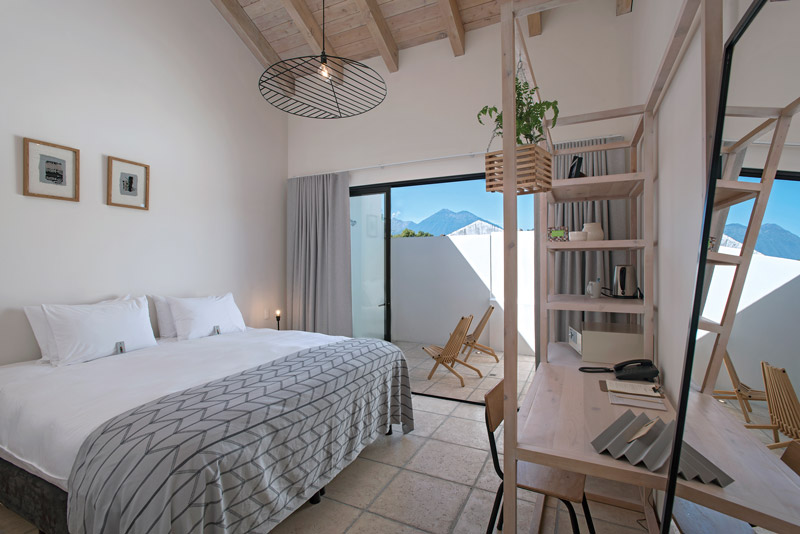 good hotel antigua