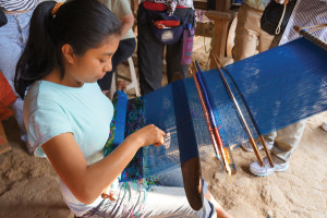 Traditional Mayan Weaving vs Machines